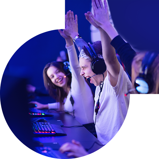 永盈会独家双向驱动技术<br>让电竞玩家尽情享受极致高速快感